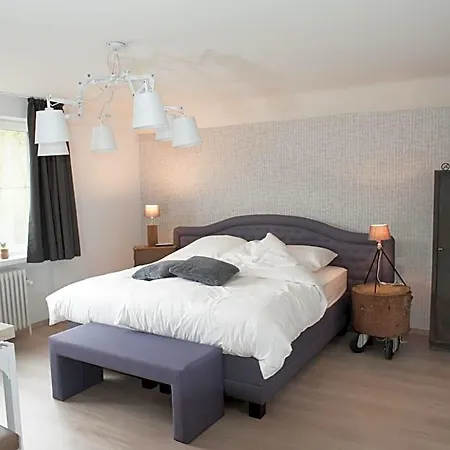 Bed & Breakfast Lumina Membach