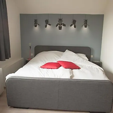 Lumina Bed & Breakfast