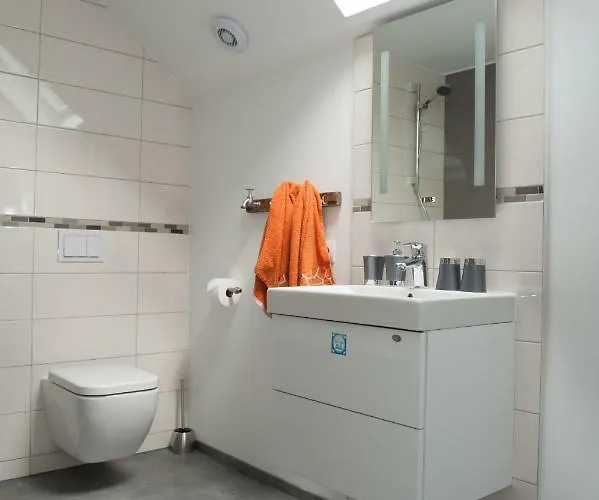 Lumina Bed & Breakfast 4*