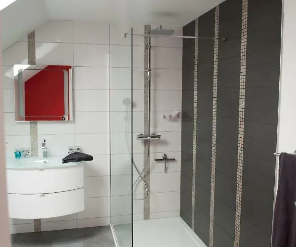 Lumina Bed & Breakfast 4*